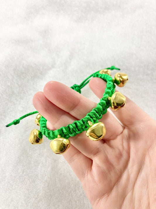 St Patricks Green Bracelet, Bell Bracelet, Green Bell Bracelet, Macrame Bell Bracelet, Braided Bracelet, Bell Jewelry, Adjustable Jewelry