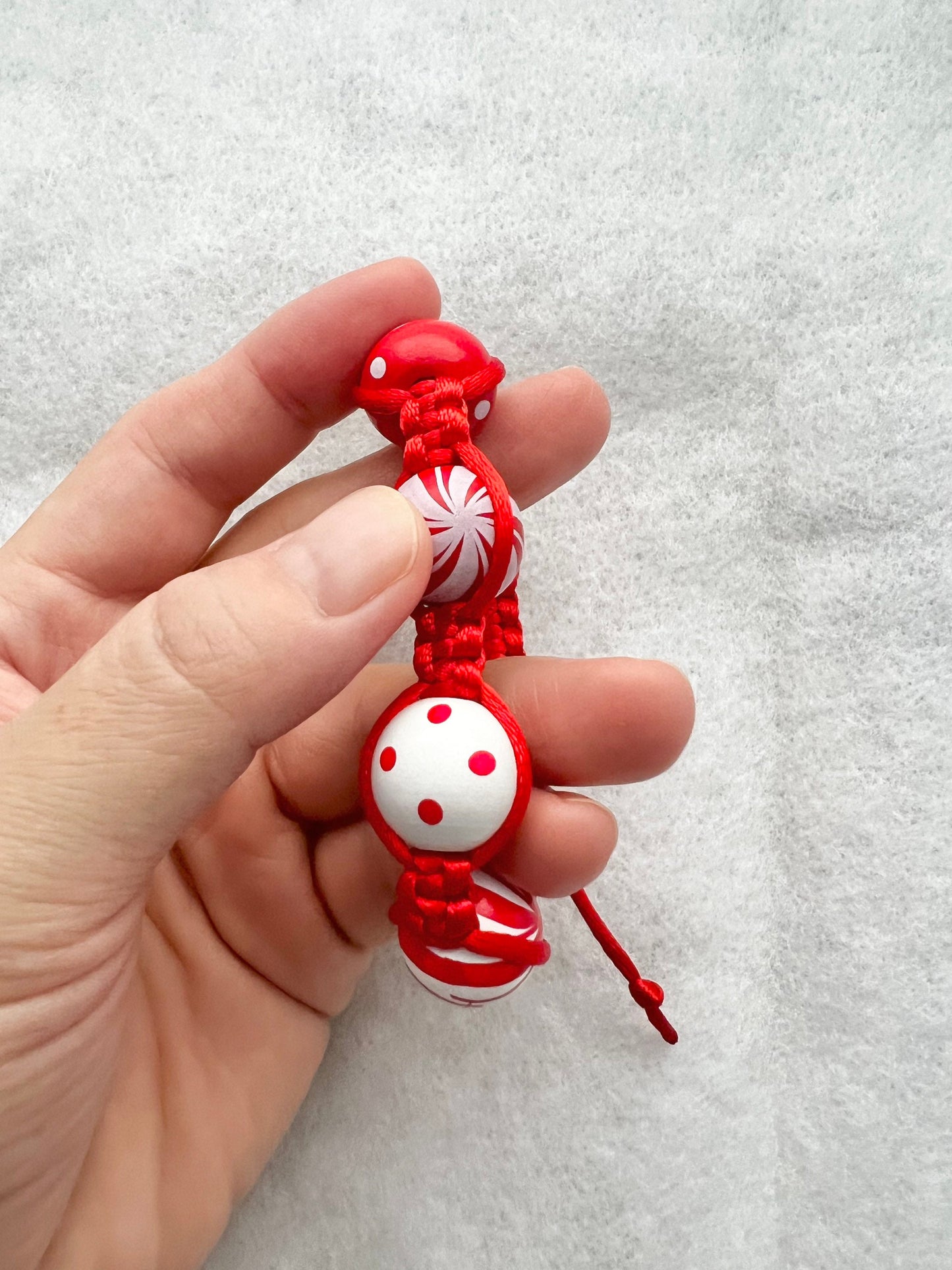 Polka Dot Red Bead Bracelet, Child Bracelet, Candy Cane Bracelet, Candy Cane Macrame Bracelet, Red and White Bracelet, Gift for Her
