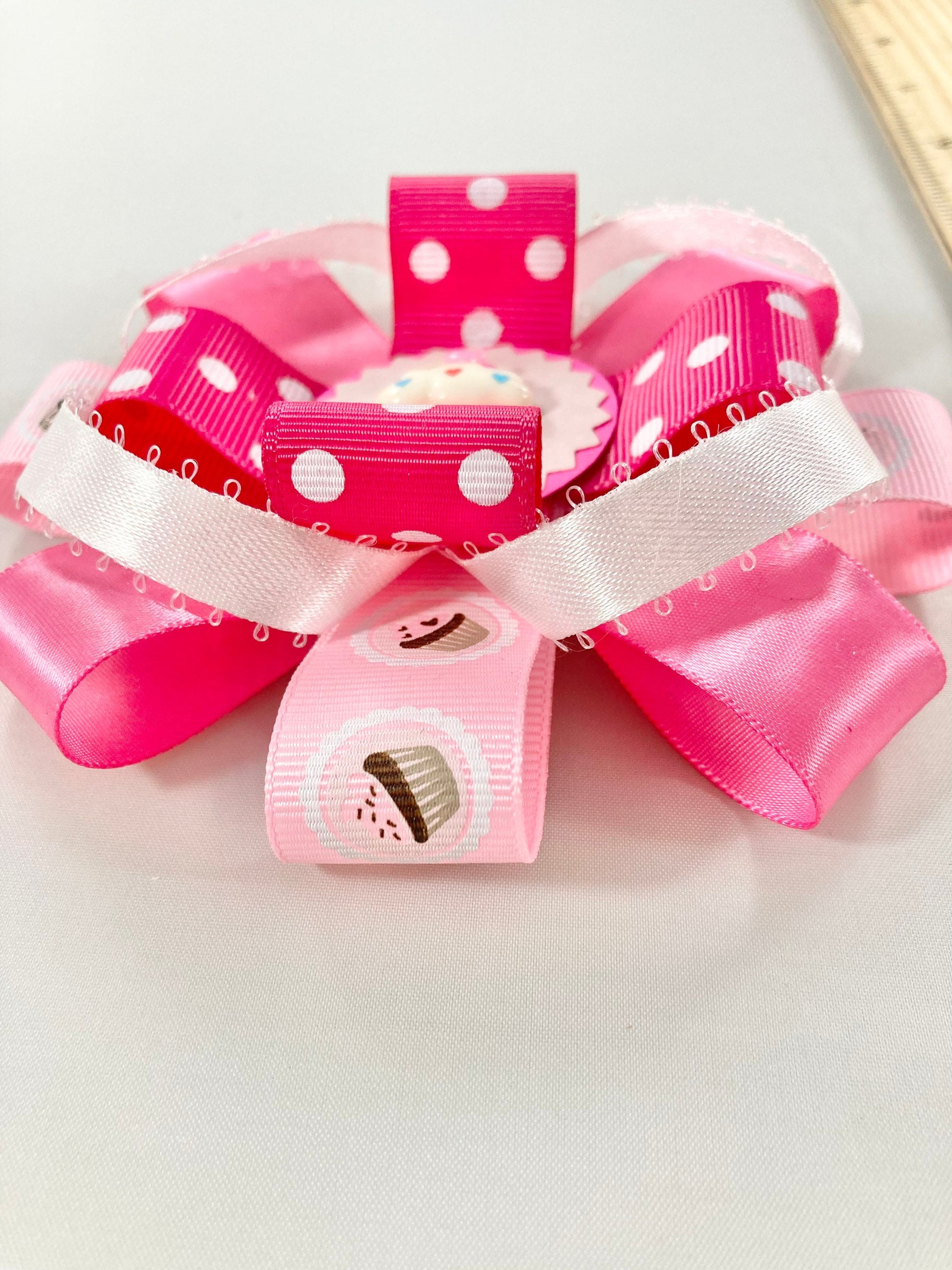 Pink Cupcake Hair Bow, Pink Cupcake Hairbow, Pink Bow for Little Girl, Cupcake Bow, Cupcake Hair Clip, Gift for Little Girl