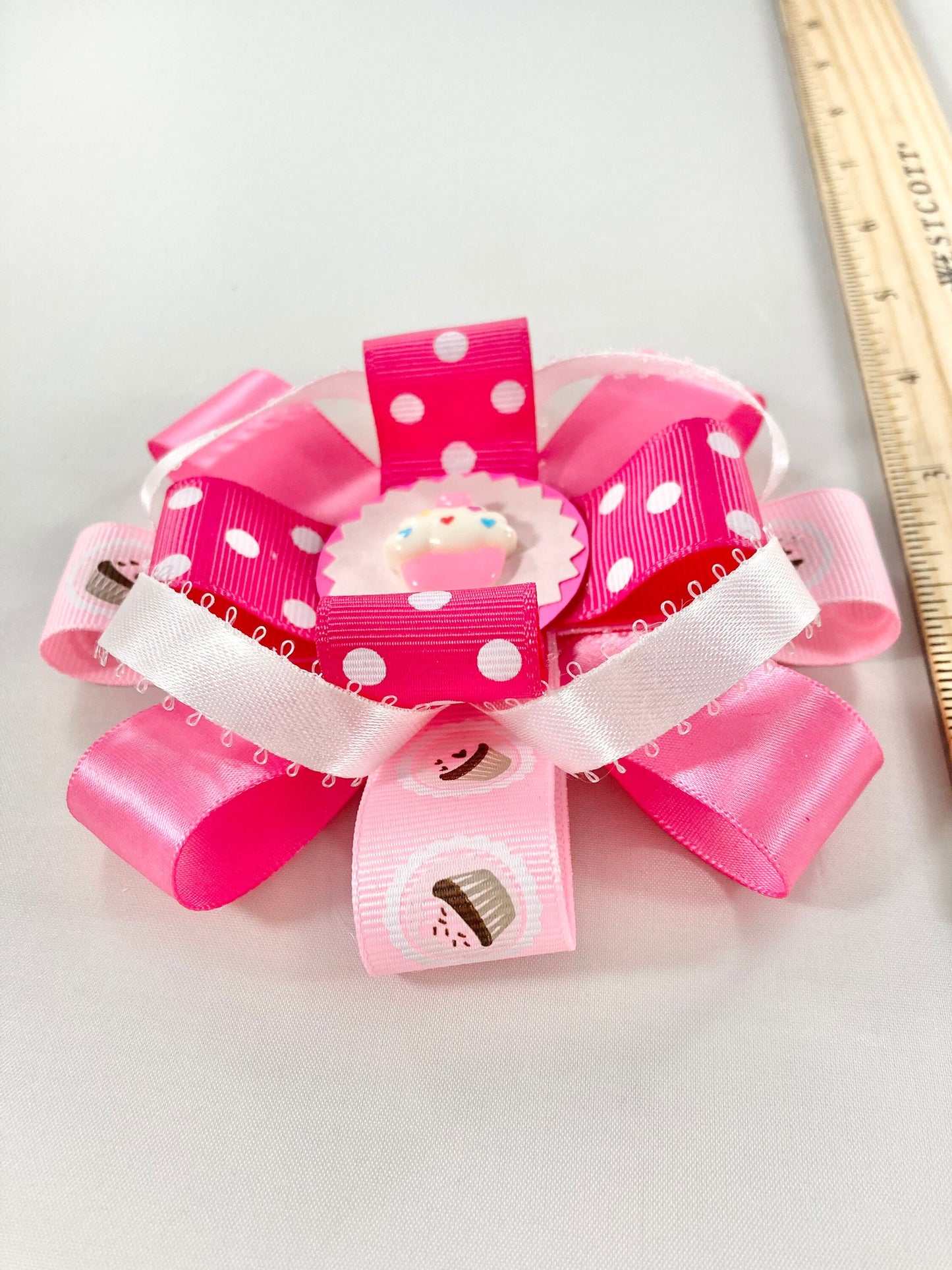 Pink Cupcake Hair Bow, Pink Cupcake Hairbow, Pink Bow for Little Girl, Cupcake Bow, Cupcake Hair Clip, Gift for Little Girl