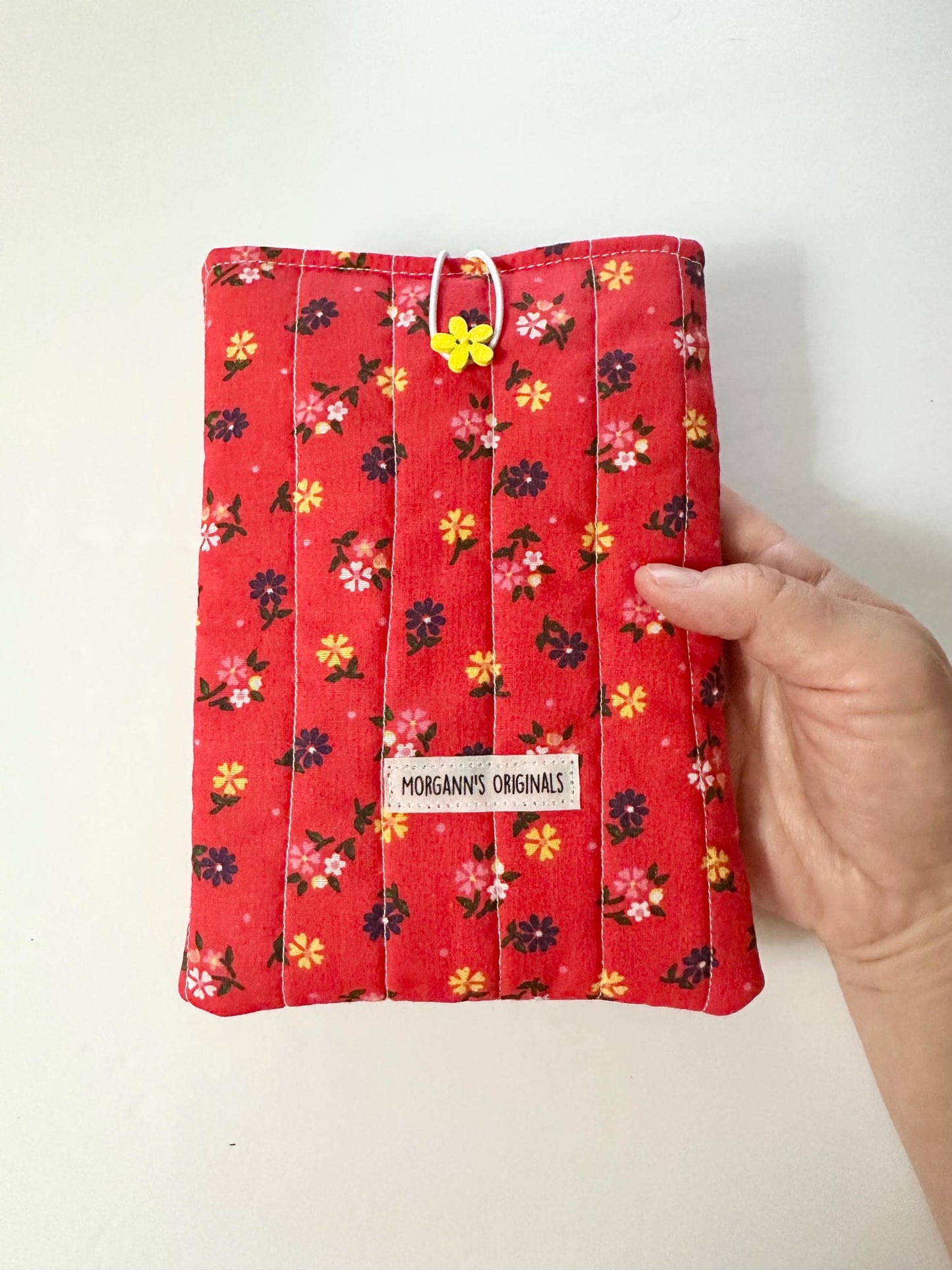 Mini Quilted Pouch with Button Closure – Small Floral Book Sleeve 5x7, Travel Size Organizer, Lined Fabric Mini Case
