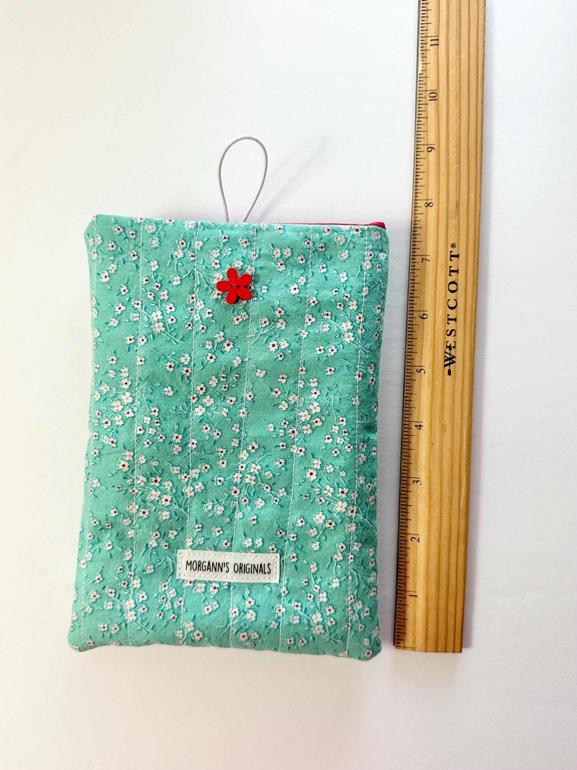 Teal Floral Mini Book Sleeve 5x7 – Quilted Spring Travel Pouch with Red Button Closure, Small Journal Cover, Devotional Case, Handmade Gift