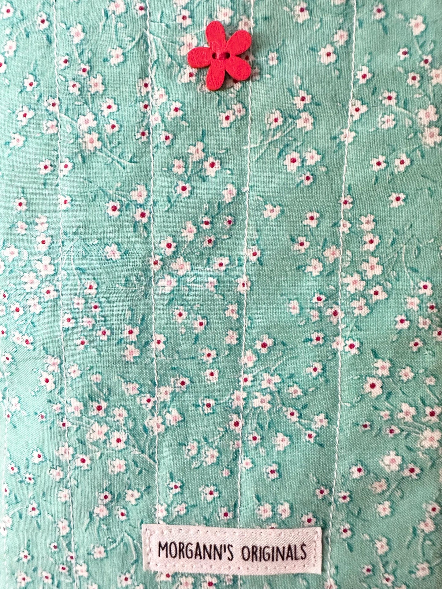 Teal Floral Mini Book Sleeve 5x7 – Quilted Spring Travel Pouch with Red Button Closure, Small Journal Cover, Devotional Case, Handmade Gift